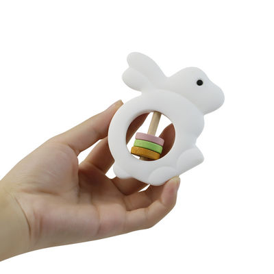 I giocattoli amichevoli del bambino del silicone di Eco crepitano la forma del coniglio per il bambino