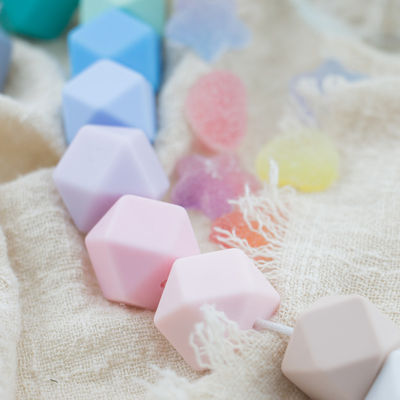 sicurezza amichevole di Eco della perla mettere i denti del silicone di esagono di 17mm masticabile per dentizione del bambino