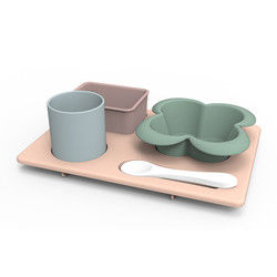 Le multi stoviglie funzionali del silicone hanno messo infrangibile per i bambini dei bambini
