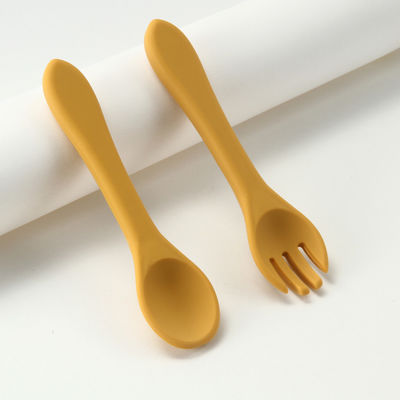 Forchette del silicone e cucchiai su ordinazione, alimenti per bambini del silicone messi per addestramento di svezzamento del bambino