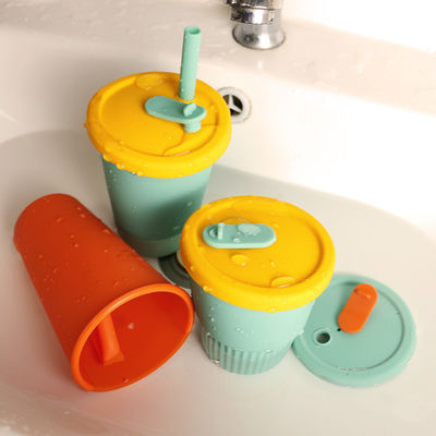 Tazza portatile dei bambini del silicone della prova calda per il succo 300ml 350ml del latte del tè