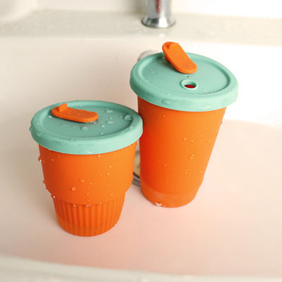 Tazza portatile dei bambini del silicone della prova calda per il succo 300ml 350ml del latte del tè
