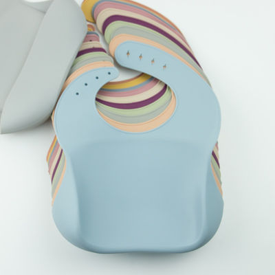 4 bene durevole molle impermeabile del silicone dei bottoni BPA della busbana francese libera del bambino regolabile