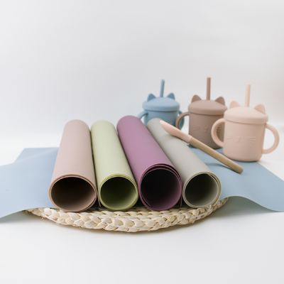 Stuoia di posto libera del silicone dei bambini di slittamento di BPA non variopinta con la stuoia su misura dello scrittorio della tovaglietta di logo