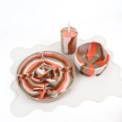 Belli colori in gradiente Set da cena in silicone anti scivolamento Piatto di aspirazione in silicone indistruttibile