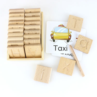 26 giocattoli di legno dei bambini delle lettere di alfabeto educativi per gli studenti dei bambini