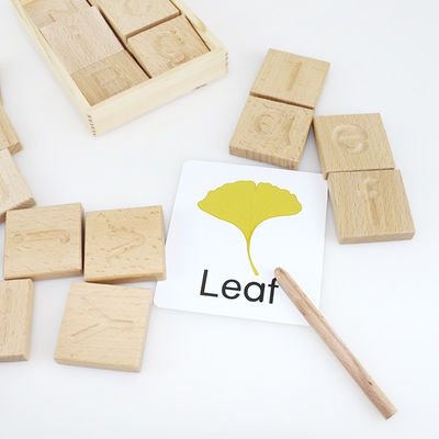 26 giocattoli di legno dei bambini delle lettere di alfabeto educativi per gli studenti dei bambini