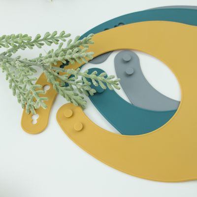 Busbana francese d'alimentazione BPA del bambino del silicone del bambino morbidezza libera con il collettore dell'alimento