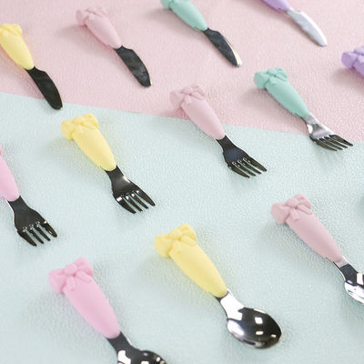 La busbana francese dell'insieme delle stoviglie del silicone di svezzamento di Geschirr del bambino placca la forcella del coltello del cucchiaio di acciaio inossidabile