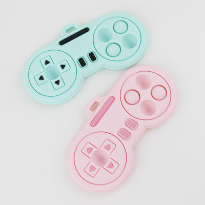 Prodotti di dentizione del bambino - giocattoli svegli su ordinazione di teethers del silicone di forma del regolatore del giocatore del fumetto di vari colori lavabili