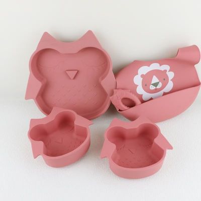 Le stoviglie pieghevoli del silicone hanno messo le ciotole &amp; le tazze durevoli per uso all'aperto