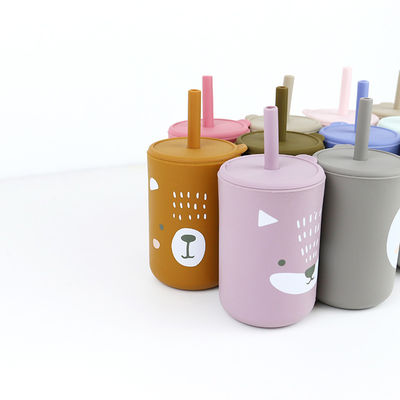 Tazza di silicone per bambini di qualità alimentare per un'alimentazione facile e comoda