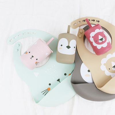 OEM Baby Feeding Bib - One Piece In A Polybag per bambini e neonati che nutrono un baule in silicone