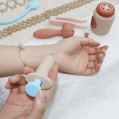 Prodotto ODM giocattoli per neonati in silicone con funzionalità di gioco di ruolo per dottori