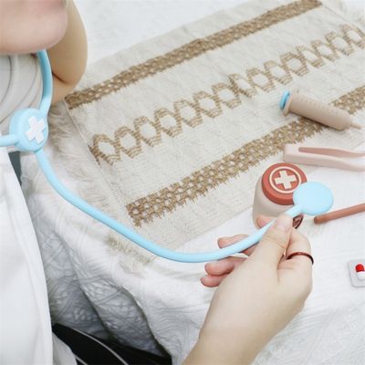 ODM Bambini giocattoli in silicone Eco-Friendly MOQ 100 BPA Free Kids Kit medico in silicone