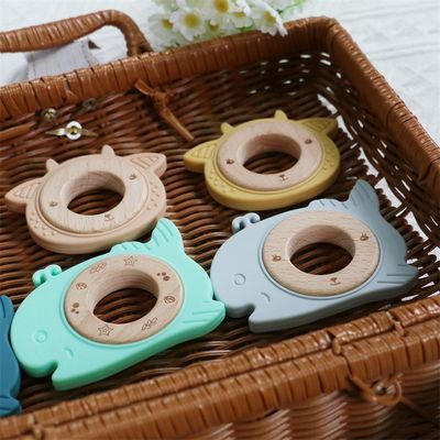 BPA Free Silicone Baby Teether con anello di legno Dental Relief per i bambini Durable