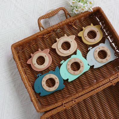 BPA Free Silicone Baby Teether con anello di legno Dental Relief per i bambini Durable