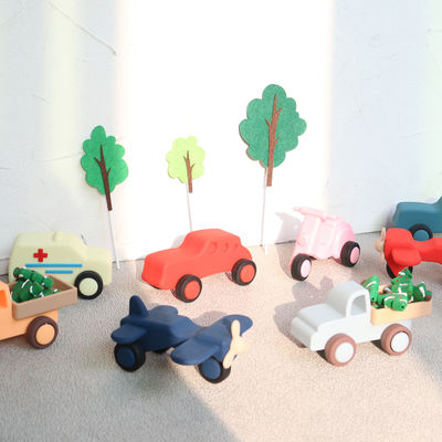 Nuovo arrivo Sicuro Silicone Veicolo Giocattoli Per Bambini Carini Ambulanza Auto Slip Play Giocattoli