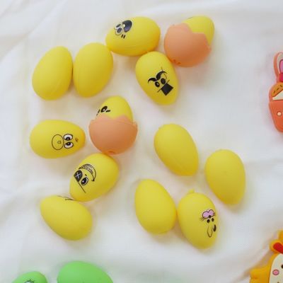 Perline per denti di silicone morbide, sicure, durevoli, perline per uova di Pasqua di silicone con buco per la creazione di penne