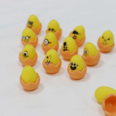 Concentrati di Pasqua personalizzati Silicone tutte le perline non tossiche Silicone stampato Uova di Pasqua Perline per la fabbricazione di portachiavi