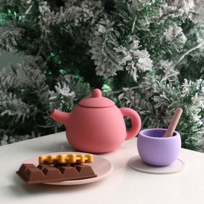 Ultimi giocattoli per bambini BPA Grado alimentare gratuito 17pcs Set Tazza di Silicone Cucchiaio Costa Dessert Teapot Kit giocattoli