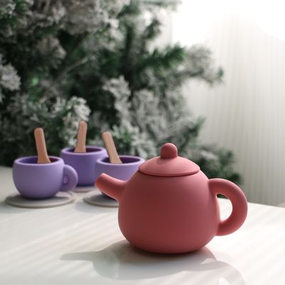 NEW ARRIVALS Bambini Bambini Fingendo di essere a casa Gioca a teapot Set giocattoli di silicone con 11pcs