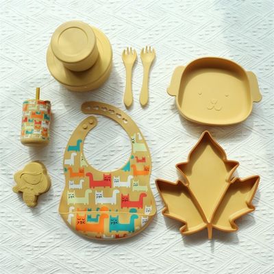 Proteggi i tuoi vestiti per bambini Bib di silicone per bambini resistente alle macchie Impressione animale Modello Bib di silicone