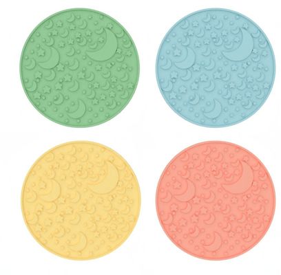 Custom New Labyrinth Design Fun Dogs Food Licking Puzzle Bowls Silicone BPA Free Pet Slow Feeder Dog Bowl Plate