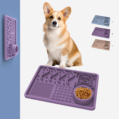 Non tossico Custom Made Silicone Dog Pet Feeder Lento Lick Food Acqua Plate Bowls
