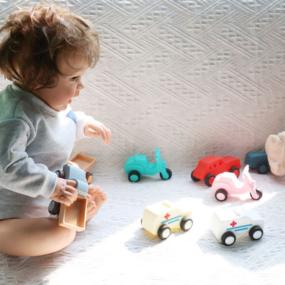 Fabbrica all'ingrosso Silicone bambino bambino Auto giocattoli Bambino Montessori giocattolo auto per bambini piccoli dentizione organica