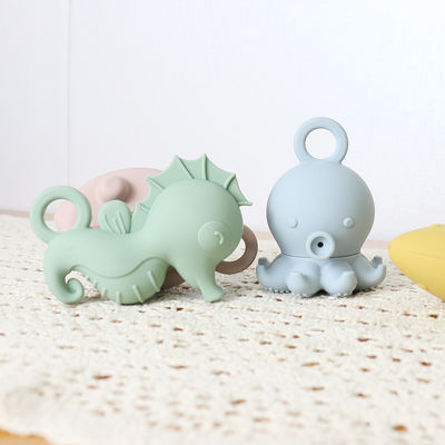 Personalizzazione popolare Silicone Oceano Animali Polpo Pesce Tartaruga Cavallo di mare Bambini Bambini Bagno Giocattoli Set regalo Spray Acqua Squishy
