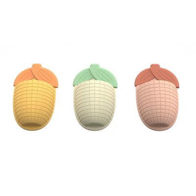 Di' addio ai disordinati banconi del bagno con questo porta-denti a base di grano e dentifricio al 100% di silicone